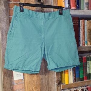 Khakis by GAP Boyfriend Roll-up Shorts size 6
